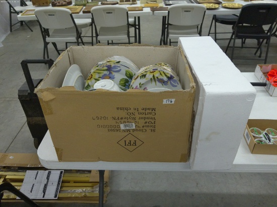 china set, full set of floral pattern china by emerald new in the box 35 pc total