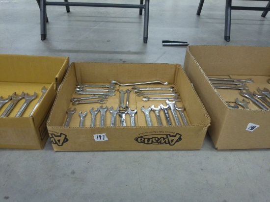 wrenches, large lot of 23 small size wrenches by various makers