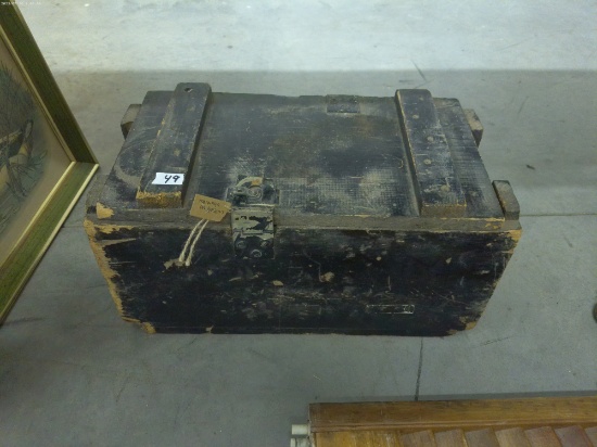 vintage wood ammo box, from clinton iowa dated 1970 with lactching lock 19in long and 10in tall
