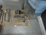 tool lot, mixed lot of ratchets and sockets by various brands includes some kobalt