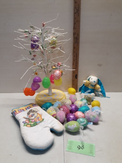 Easter Décor Lot, Tree, eggs and more