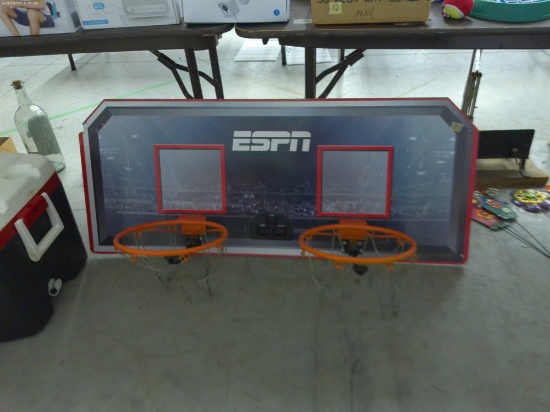 basketball game, digital wood and metal ESPN two player basket shooting game 4ft long and 20in tall