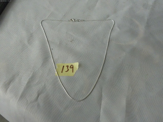 sterling necklace chain, 20in like new 4.5g