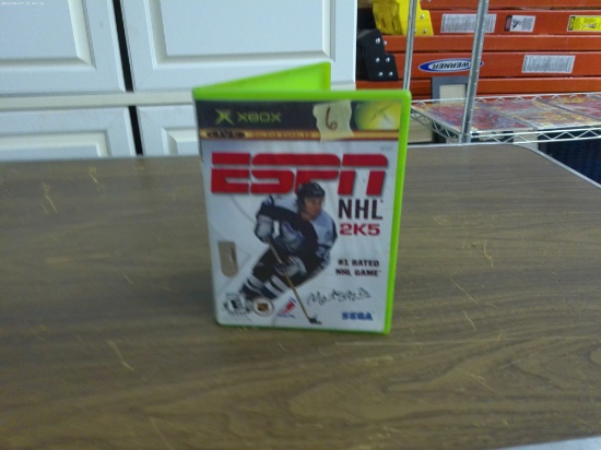 xbox game, ESPN nhl 2k5 in case from 2004