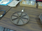 cast iron, vintage usa corn bread pan 9in across
