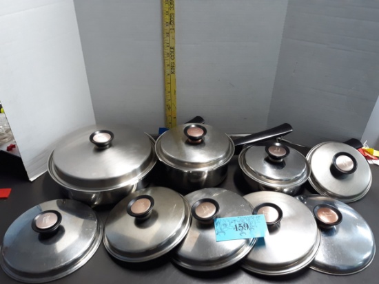 Duncan Hines Pots with extra lids