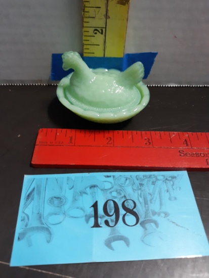 Mini Jadeite Hen on nest