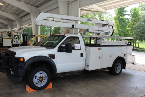 2008 Ford F-550 Super Duty V8 Power Stroke Bucket Truck