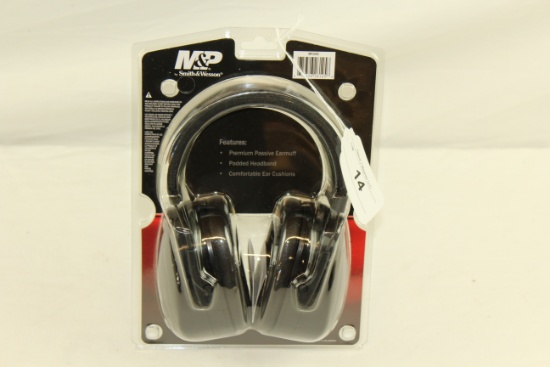 M&P by Smith & Wesson Shooting Earmuffs.  New!