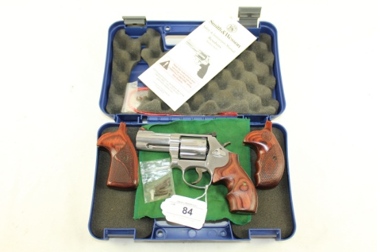 Smith & Wesson Model 686-6 .357 Mag. Revolver w/3" Barrel