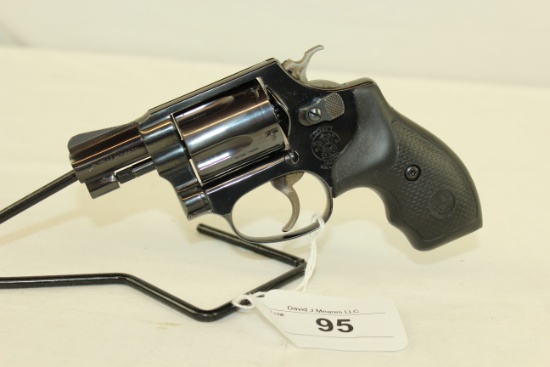Smith & Wesson Model 36-2 .38 S&W SPL. 5-Shot Revolver