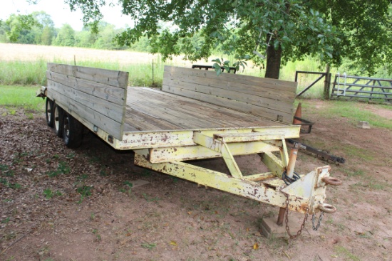 Triple Axle Equipment Trailer with 22' Flat Bed