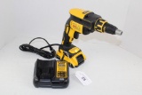DeWalt Drywall Screw gun w/Battery/Charger