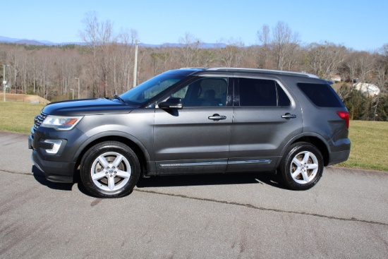 2016 Ford Explorer XLT 4WD with 141K Miles