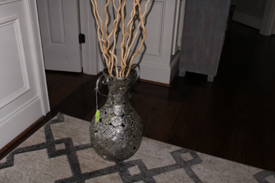 Metal Umbrella Stand with Décor
