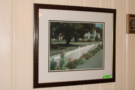 Frame Photo - White Picket Fence