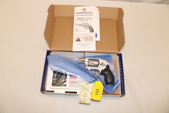 Smith & Wesson "638-3" .38 S&W SPL+P Airweight Revolver