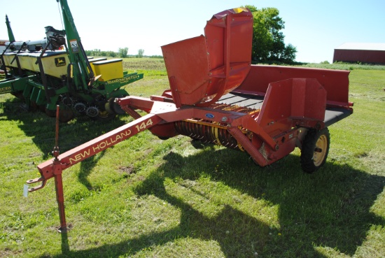 New Holland 144 Hay Inverter, Good Working Condition