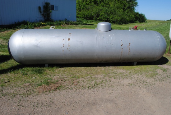 1000 Gallon LP Tank