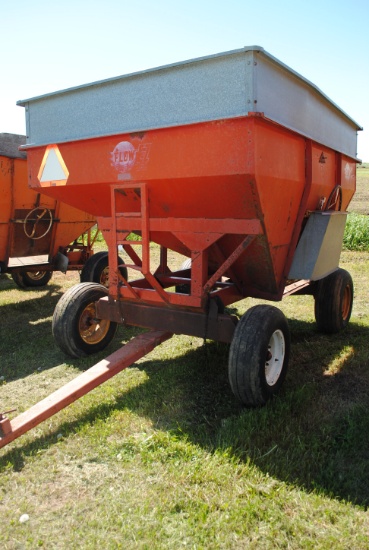 EZ Flow 250 Bushel Grain Box, 10 Ton EZ Trail Gear