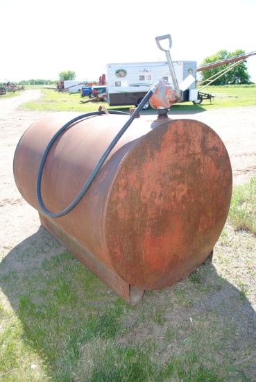 500 Gallon Gas Barrel with Hand Pump