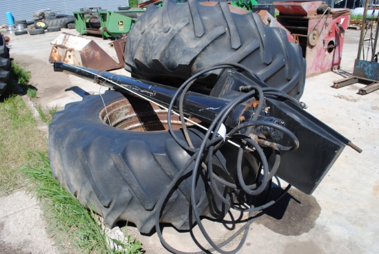EZ Trail 14' fertilizer auger - used one season
