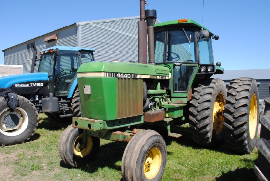 JD 4440 Power Shift, hub duals, 38" rubber, 540 & 1000 RPM PTO, SN:055388 - good clean tractor, hrs.