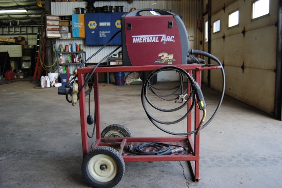 Thermal Arc, Fabricator 181i, 3 in 1 Welder, Mig, Stick and Tig, No Tig Welder Attachments Included
