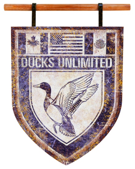 DU Crest Hanging Sign