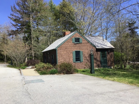GATE HOUSE BUILDING