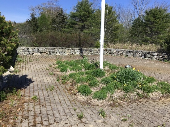 FIELD STONE WALL AND PAVERS