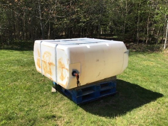 PORTABLE LIQUID STORAGE TANK