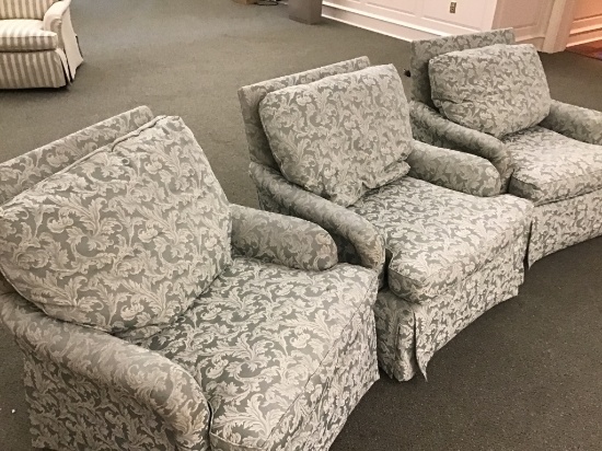 UPHOLSTERED ARMCHAIRS