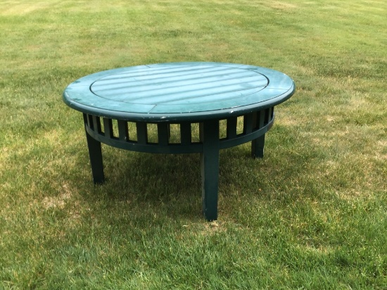 WEATHEREND COFFEE TABLE