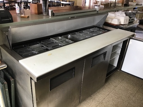 SANDWICH / SALAD PREP TABLE W/REFRIGERATED BASE