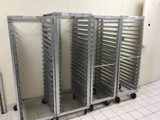 END LOAD BUN / SHEET PAN RACKS