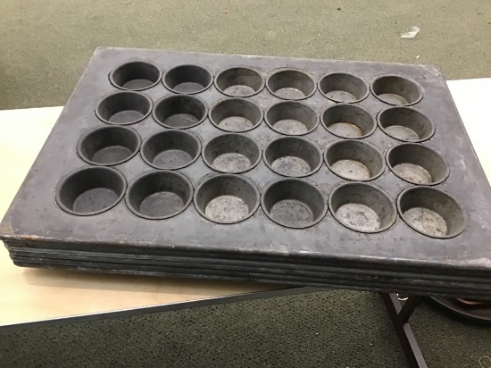 MUFFIN / CUPCAKE PANS