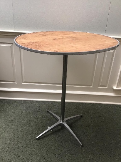 36" ROUND HIGH TOP TABLES