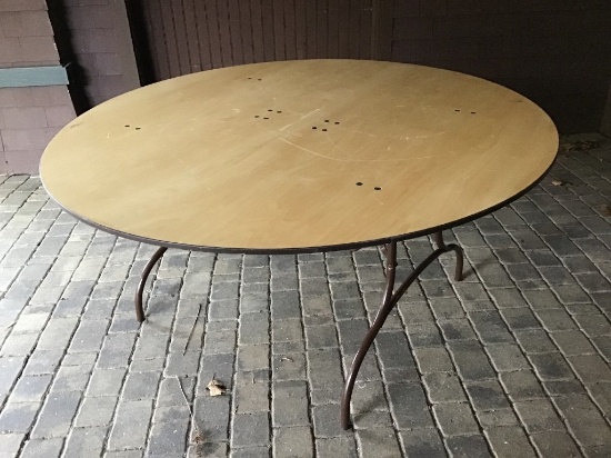 60" ROUND BANQUET TABLES