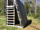 WOODEN CLIMBING WALL