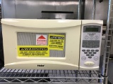 MICROWAVE OVEN