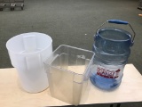 ASSORTED PLASTIC CONTAINERS