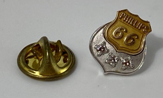 Phillips 66 Service Pin w/ 3 Diamonds 10K