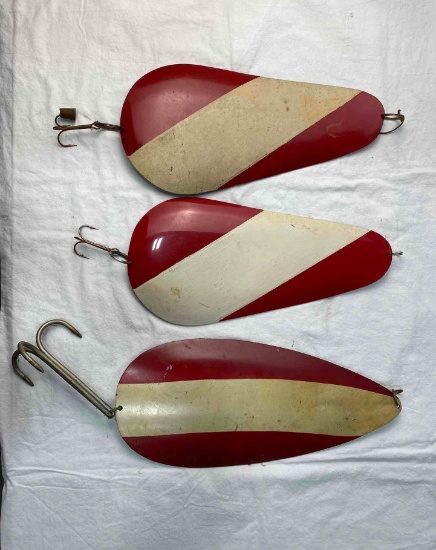 (3) Red/White Stripped Spinner Baits