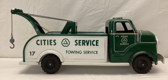 Cities Service Toy Wrecker by Marx