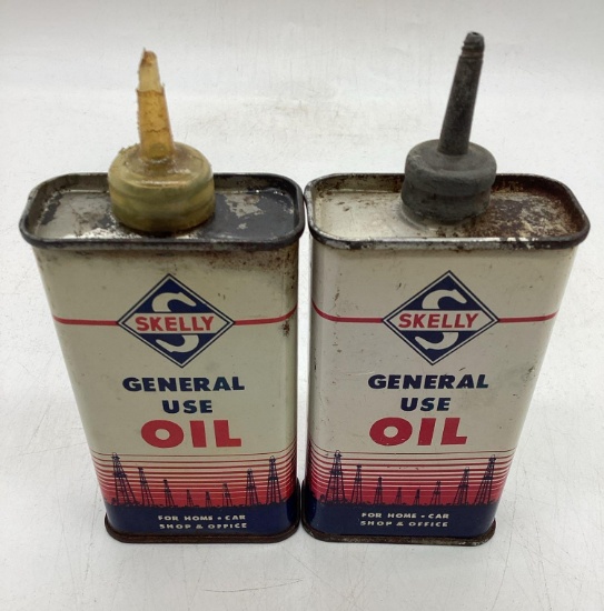 Two Skelly Handy Oilers