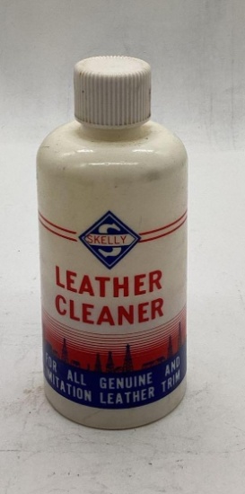 1/2 Pint Skelly Leather Cleaner Plastic Jar