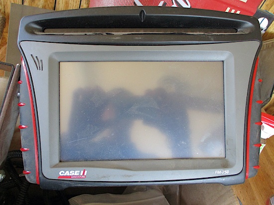 FM 750 SCREEN W/AUTO STEER