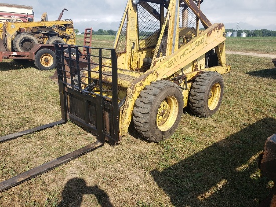 NH L 778 Skid Loader [S#245533]