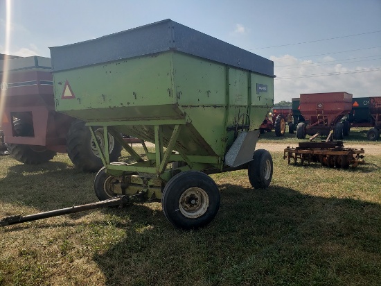 Parker 350 Gravity Wagon on Parker gear